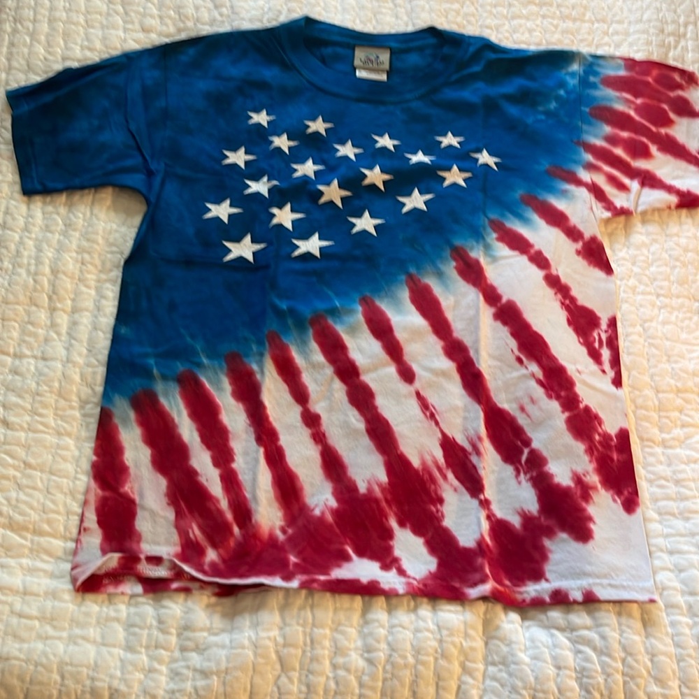 Liquid Blue “Stars and Stripes” youth tees